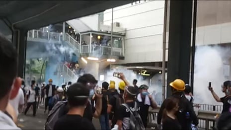 Hong Kong police deploy teargas to disperse protesters - video