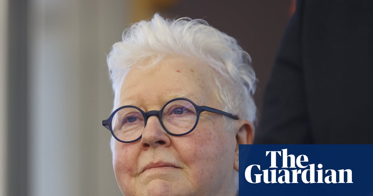 Val McDermid was assigned ‘sensitivity reader’ to cut offensive language from old books