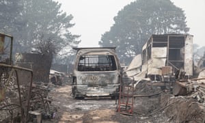 Properties and vehicles destroyed by the bushfire on Railway Parade, Wingello