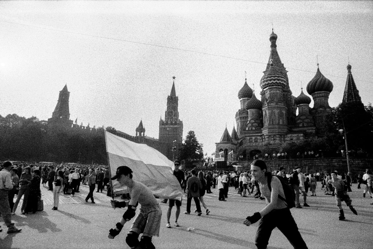 Young Russians go rollerblading in Red Square