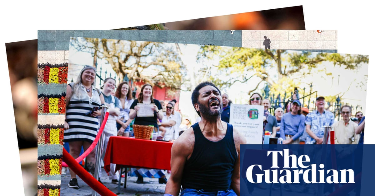 A private prayer and a Stella shouting contest: photos of the weekend