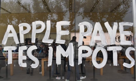 ‘Apple pay your taxes’ written on its store windows in Aix-en-Provence in November 2017 during a protest by Attac.