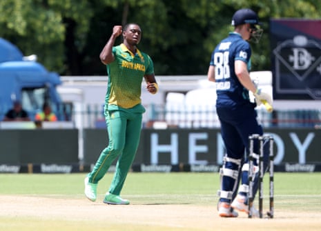 Lungi Ngidi celebrates after taking the wicket from Harry Brook.  England is in trouble.