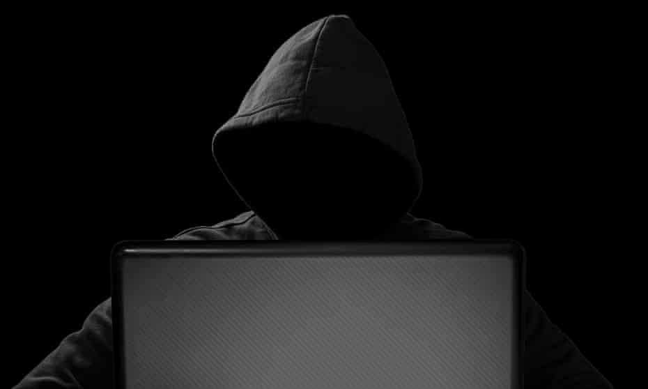 FR - Hackers Made In Russia (2022)