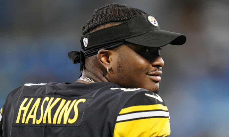 NFL quarterback Dwayne Haskins, 24, struck by truck and ...