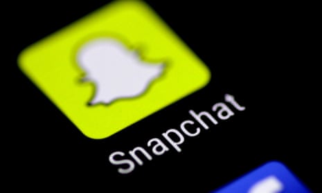 Spiegeloog - Hooked on Snapchat
