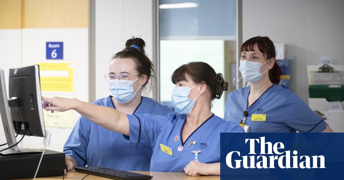 ‘Demoralised’ nurses being ‘driven out’ of profession, RCN survey finds