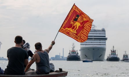 Venice Italy June 2015 Cruise Ship Splendour Seas Royal Caribbean – Stock  Editorial Photo © Marina113 #172303444