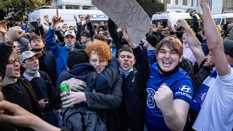 Chelsea fan protests turn to celebrations as club pulls out of Super League – video