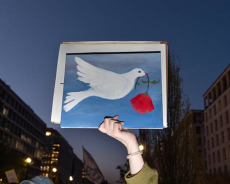 The Iran war has heightened the nuclear and climate threat. Australia must help the world step back from the brink | Chris Barrie