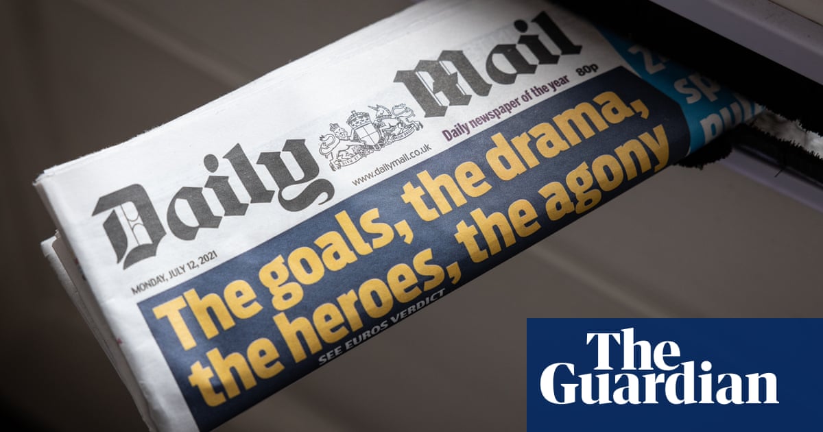 Daily Mail owner given extension on £810m bid to take company private