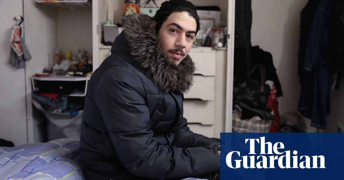 Home Office attempt to deport UK-born man was illegal, judge says