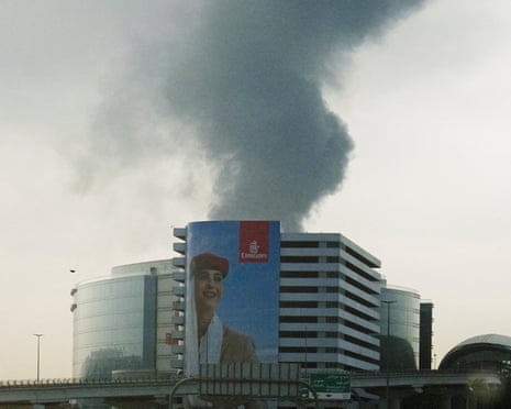 Crisis en Oriente Medio en vivo: Trump aumenta la presión sobre aliados en el estrecho de Hormuz; vuelos suspendidos en el aeropuerto de Dubai