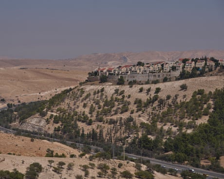 British banks told not to invest in planned Israeli settlement before UK trade ban begins