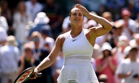 Aryna Sabalenka merayakan kemenangan match point melawan Varvara Gracheva.