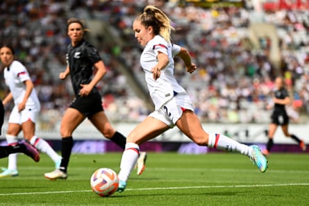 Ashley Sanchez kicks a ball during a US national team game.