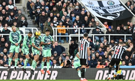 Newcastle v Fulham: Premier League – live | Premier League : NEWSFINALE thumbnail