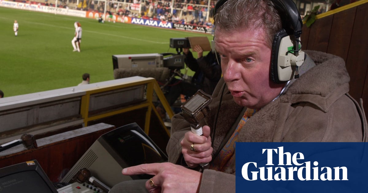 Football quiz: what are the missing words in the commentary?