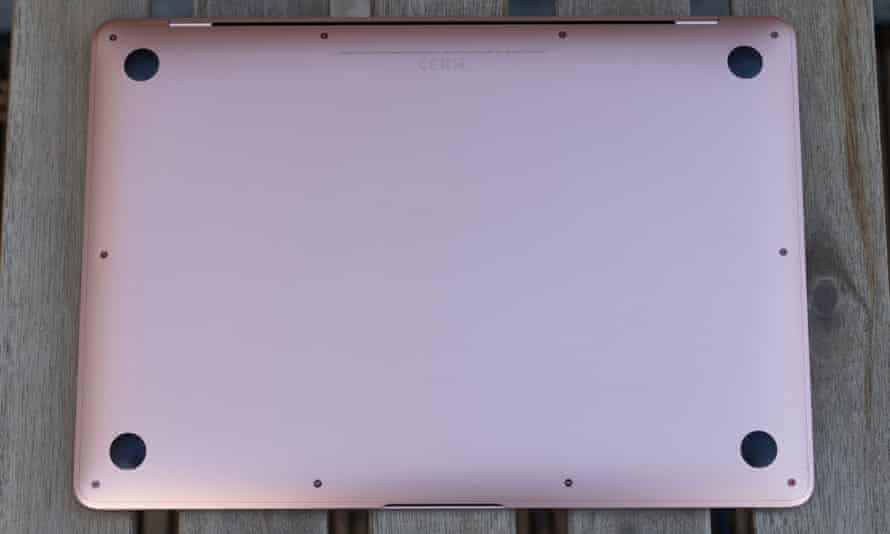 apple macbook air review