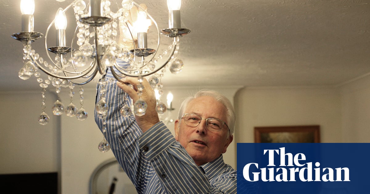 Lightbulb Moment I Pay Just 14 A Year And You Can Too