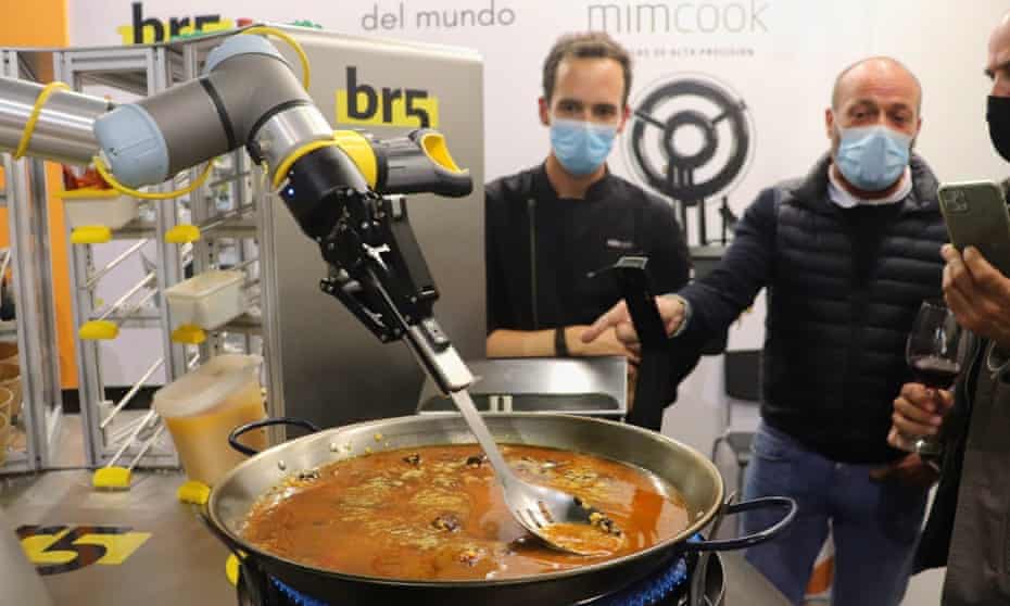 A robot created by the Spanish firms Mimcook and br5 cooks a paella in Malaga