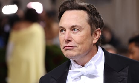 Elon Musk: Twitter boss reclaims title of world's richest person