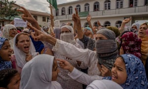 Women protest against India’s revocation of Kashmir’s special status in Srinagar, August 2019