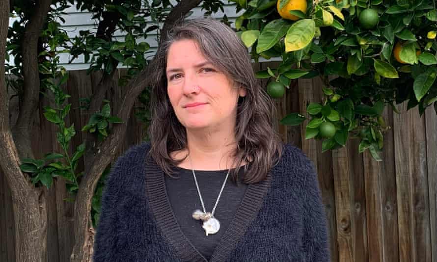 Minimum wage earners: ‘It’s absolutely outrageous that politicians are squabbling over a $1 pay rise’ | Australia news 1 Sarah Newnham in her backyard in Melbourne, Victoria, Australia