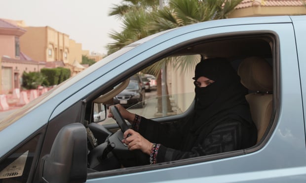 Saudi Arabia's king issues
order allowing women to drive