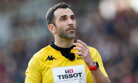Arbitre Mathieu Raynal