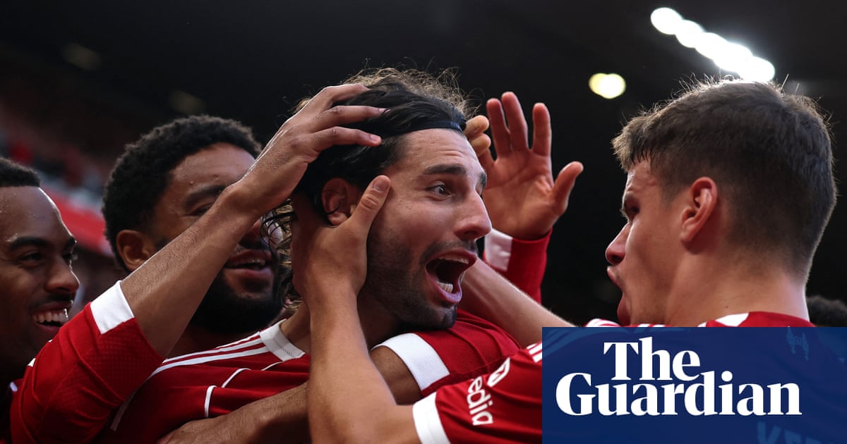 Dominik Szoboszlai’s wonder strike sinks Arsenal and sends Liverpool top Dominik Szoboszlai’s wonder strike sinks Arsenal and sends Liverpool top