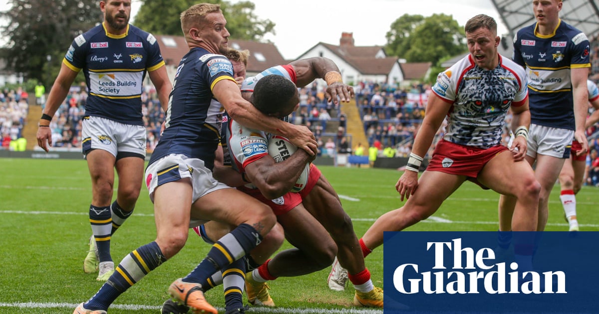 Leigh prepare for Challenge Cup final with comfortable win at Leeds
