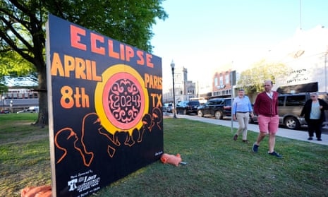 A sign in Paris, Texas, informs visitors about the 8 April 2024 total eclipse.