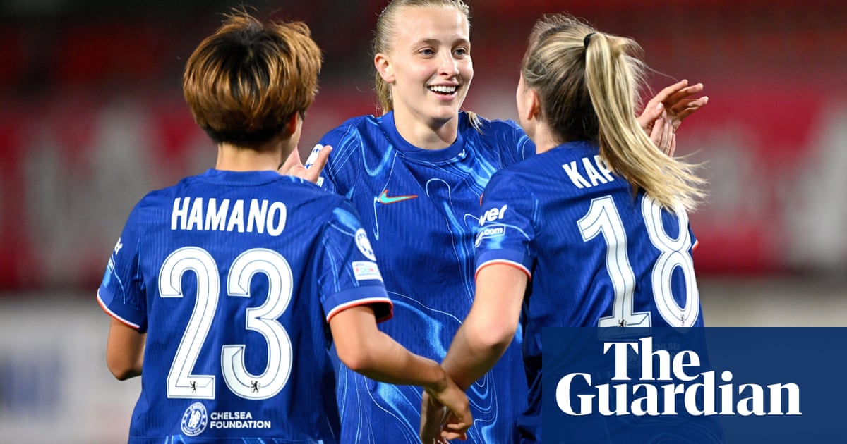 Chelsea Tops Group B After 3-1 Win