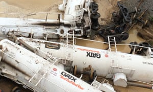 A freight train which derailed in Queensland was carrying 819,000 litres of sulphuric acid.