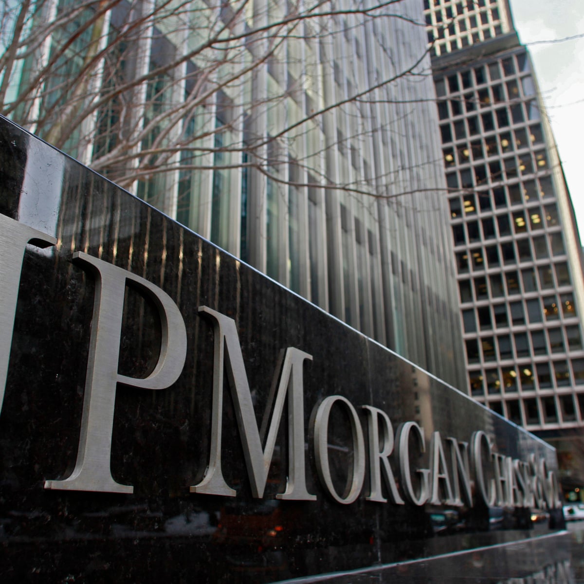 Jpmorgan Chase Wants Employees To Improve Their Work Life Balance Banking The Guardian Jpmorgan Chase Wants Employees To Improve Their Work Life Balance Banking The Guardian