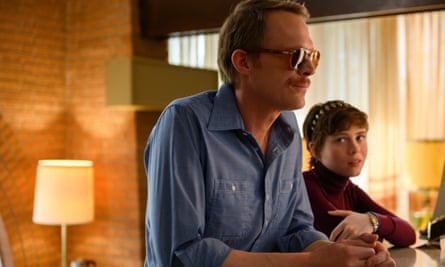 Paul Bettany and Sophia Lillis in Uncle Frank