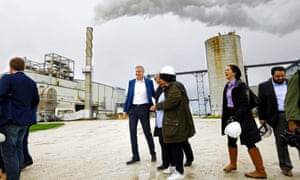 The Secret To Winning The Midwest Democrats Must Fight Big