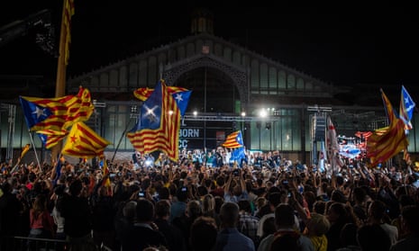 Catalan pro-independence supporters celebrate in Barcelona after Junts pel Sí won Sunday’s regional elections.