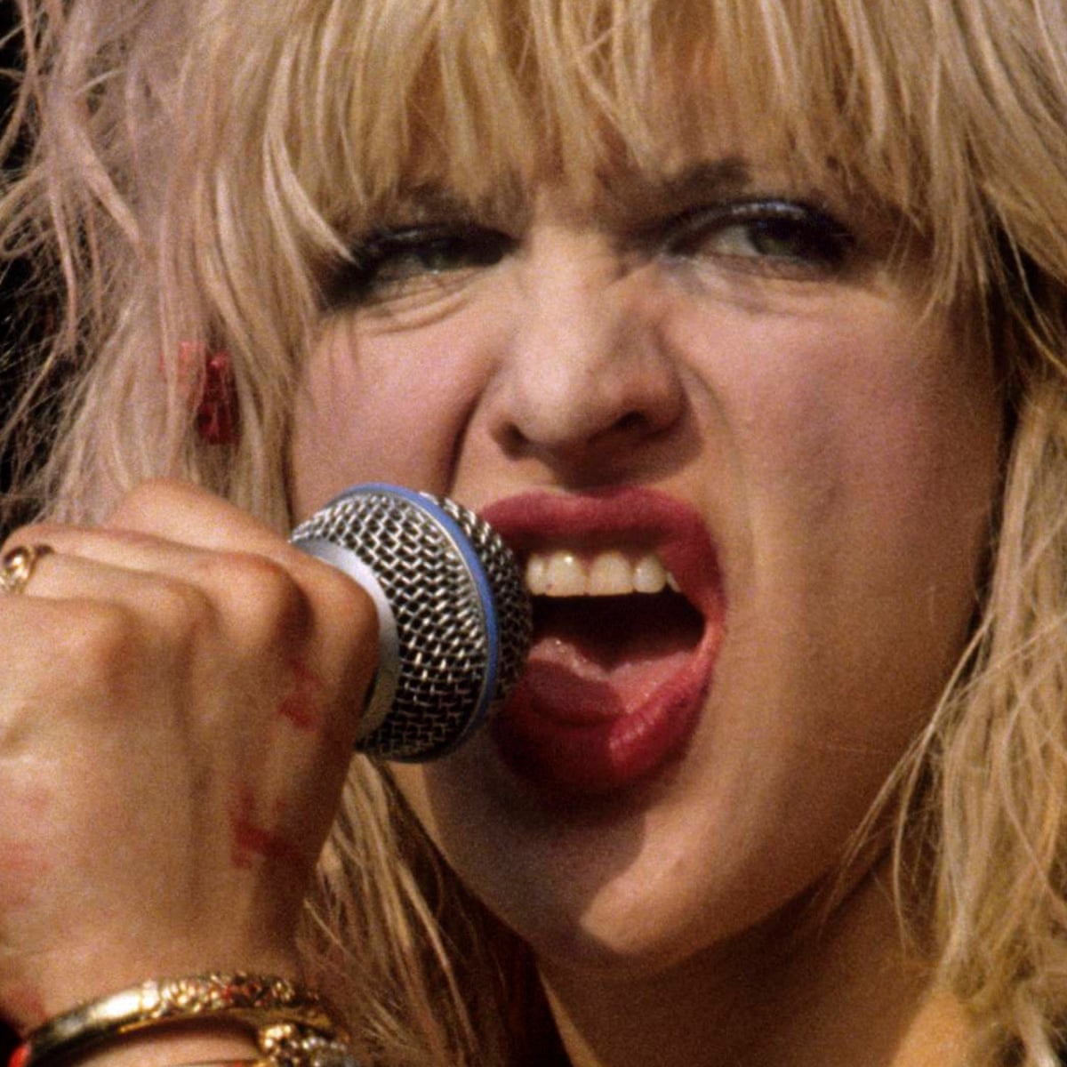 Hole, Reading festival 1994: grieving widow expels the pain | Pop and rock  | The Guardian