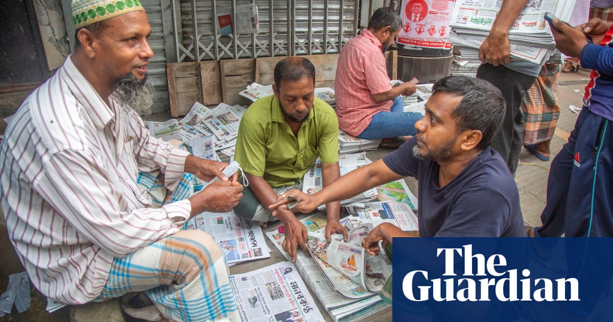 Bangladesh shuts down main opposition newspaper