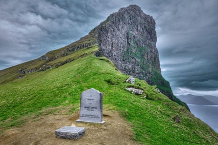 Headstone on Kalsoy marking the fictional grave of James Bond, erected by farmer Jóhannus Kallsgarð.