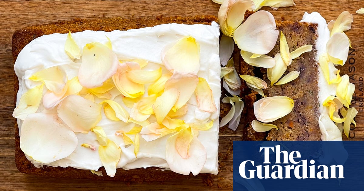 How to turn fruit and veg scraps into a delicious cake recipe | Waste not
