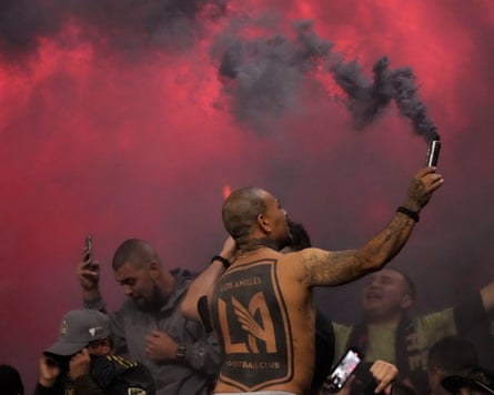 LAFC fans light flares.