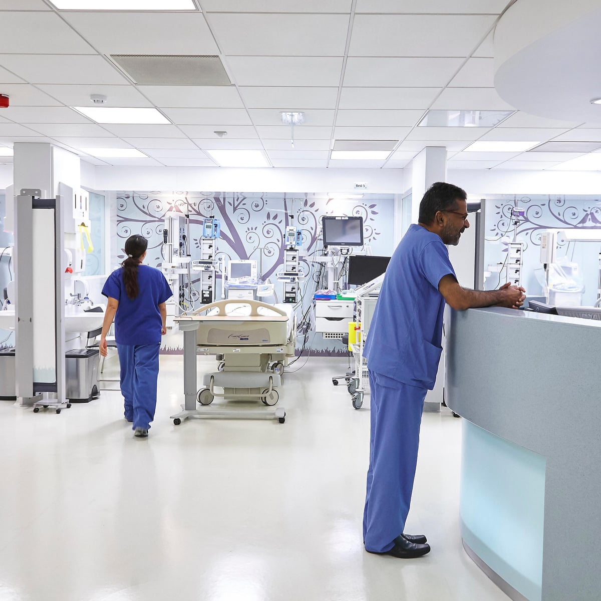 Private hospitals treated just eight Covid patients a day during pandemic – report | Coronavirus | The Guardian