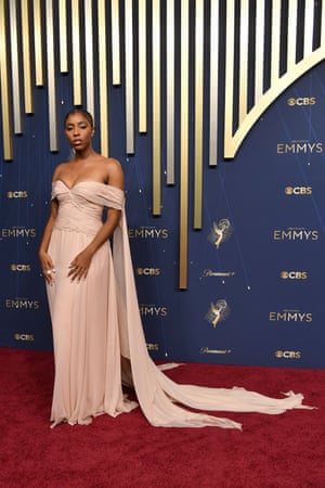 Outstanding supporting actress nominee Jessica Williams (Shrinking) is romantic in an off-the-shoulder dusty rose gown