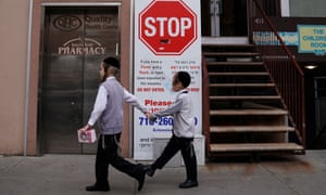 A sign in Brooklyn, New York, informs about the measles outbreak.