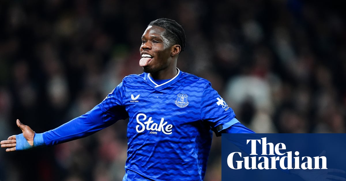 Barry finishes the job for Everton after Garner returns to haunt ailing Forest Barry finishes the job for Everton after Garner returns to haunt ailing Forest