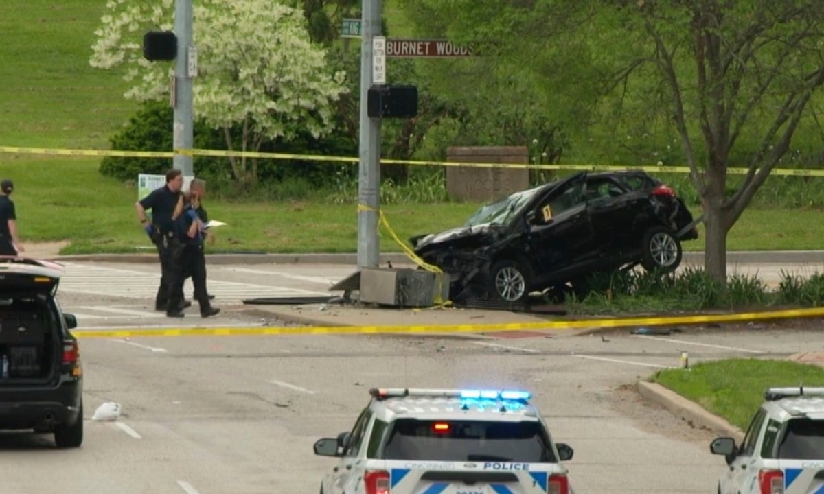 Father of teen fatally shot by Cincinnati police allegedly kills officer with his car | Ohio | The Guardian