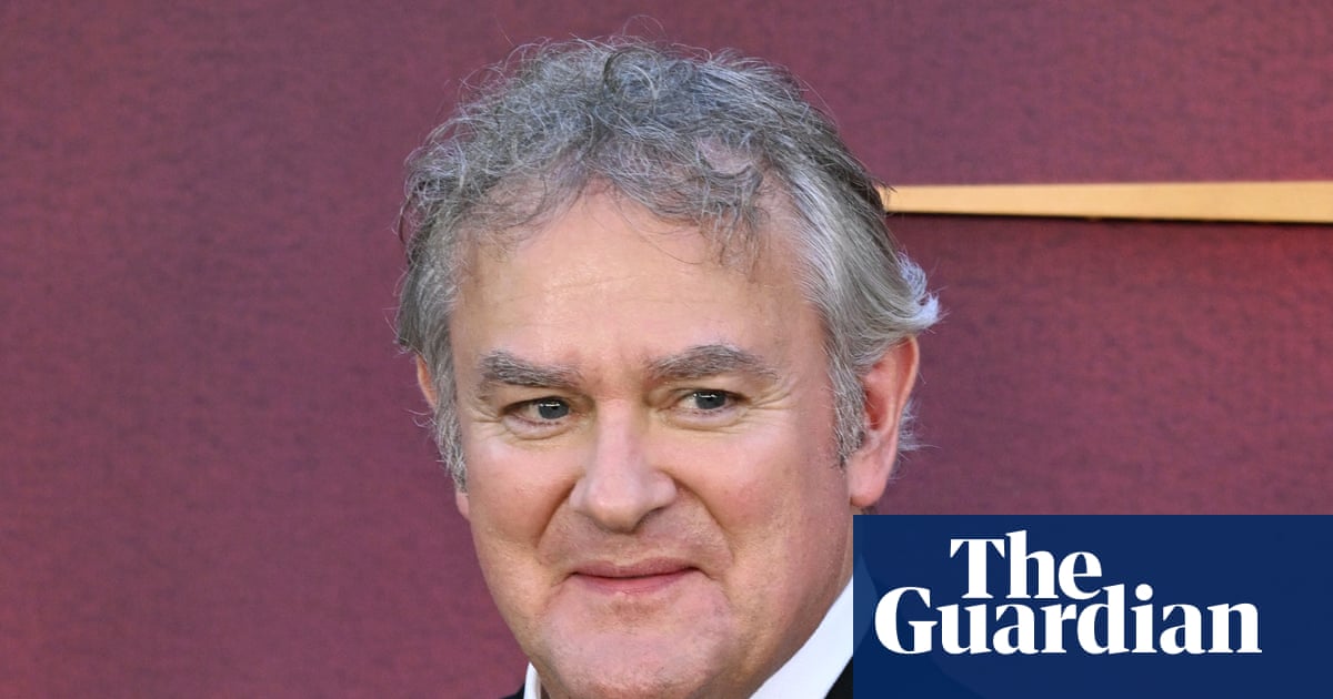 Hugh Bonneville asume el papel de Sherlock Holmes: los mejores podcasts de la semana